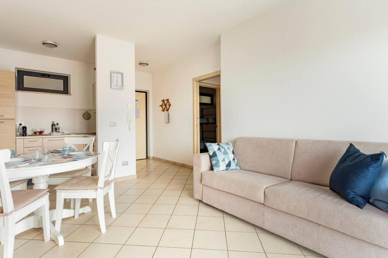 Alloggio Vista Mare - Parcheggio Gratis Pineto Exterior photo